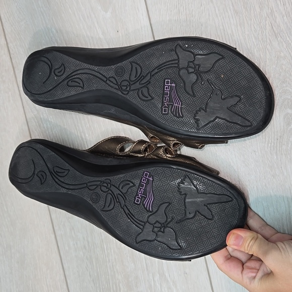 Dansko Women's Janie MetallicBronze Hook&loop S lide Sandals Shoes Sz 41/11-11.5 - Picture 10 of 12